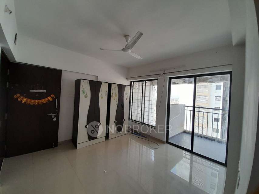 2 BHK Flat In Mantra Phase 1 Of Mantra 24 West for Rent  In Gahunje