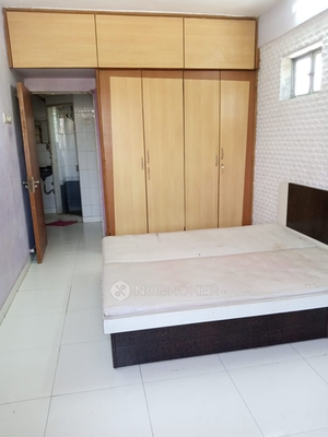 1 BHK Flat In Ravi Kiran Building for Rent  In Borivali East