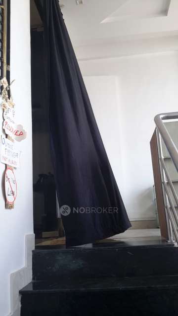 Showroom in Camp, Pune for Rent 