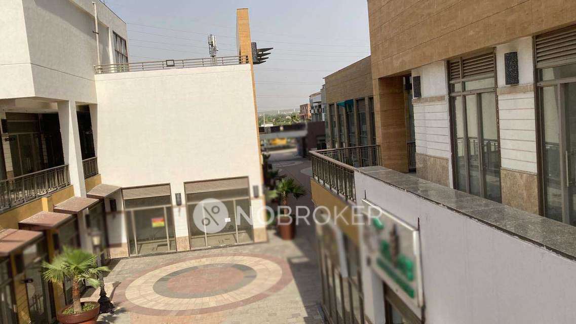 Shop in Sector 67, Gurgaon for sale 