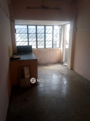 1 BHK Flat In Venkatesh Chsl For Sale  In Manik Baug