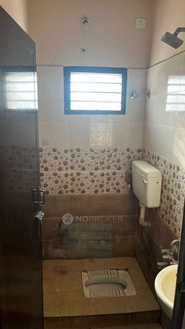 2 BHK Flat In Mp Tilda For Sale  In Kundrathur