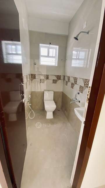 2 BHK Flat In  Av Swarnamukhi For Sale  In Goparasanallur