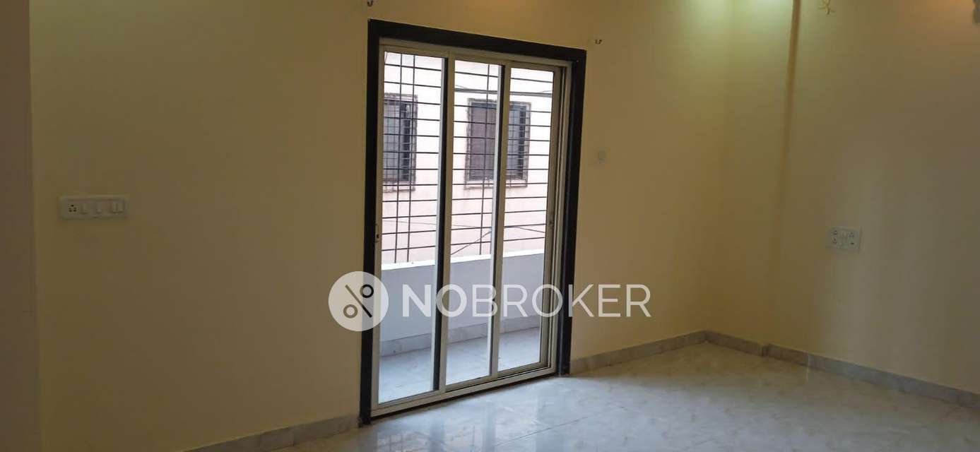 2 BHK Flat In Pratamesh Apartments for Rent  In Manjri