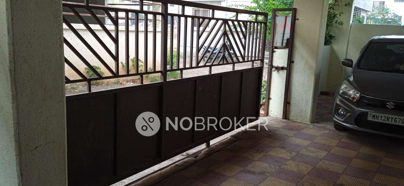 2 BHK Flat In Pratamesh Apartments for Rent  In Manjri