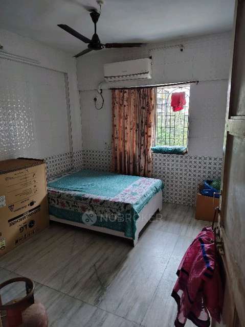 2 BHK Flat In Suresh Tower for Rent  In Suresh Tower