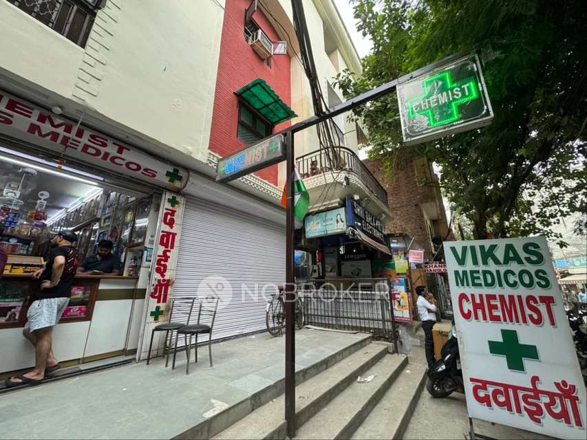 2 BHK Flat In Wz34 For Sale  In Tilak Nagar