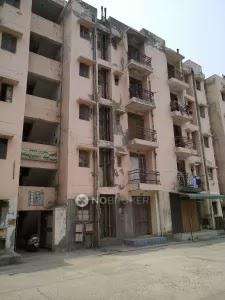 1 BHK Flat In Glorious Apartment For Sale  In Bakkarwala