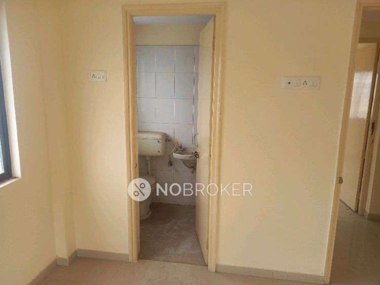 3 BHK Flat In Vaishnavi Complex,loni Kalbhor for Rent  In F2qf+g94, Loni Kalbhor, Maharashtra 412201, India