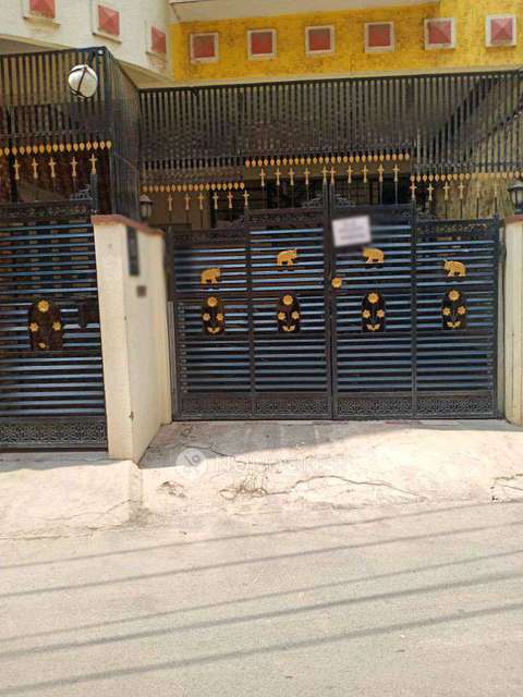 1 BHK Flat In Standalone Building  for Rent  In  S.g. Palya