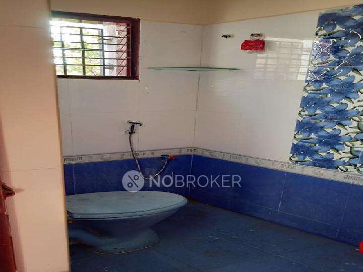 2 BHK Flat In Ishwarya Apartment For Sale  In Manapakkam, Chennai, Tamil Nadu, India