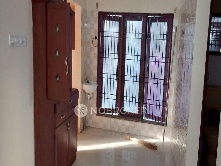 2 BHK Flat In Ishwarya Apartment For Sale  In Manapakkam, Chennai, Tamil Nadu, India