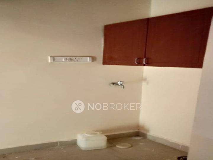 2 BHK Flat In Ishwarya Apartment For Sale  In Manapakkam, Chennai, Tamil Nadu, India