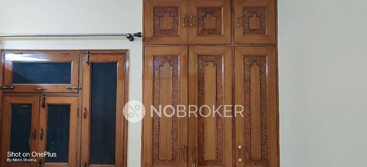 3 BHK Flat In Vikas Sheel Apartments for Rent  In Rohini