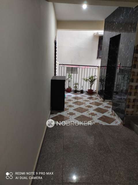 1 RK Flat In Shanti Apartment  for Rent  In  Sector 28