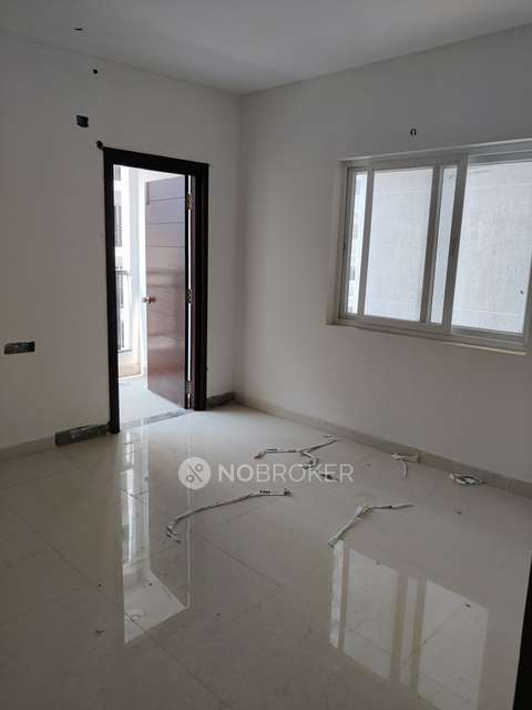 2 BHK Flat In Smr Vinay Iconia For Sale  In Kondapur