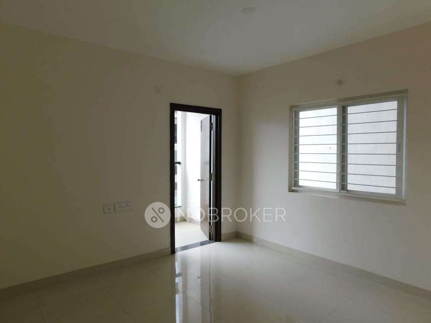 2 BHK Flat In Smr Vinay Iconia For Sale  In Kondapur