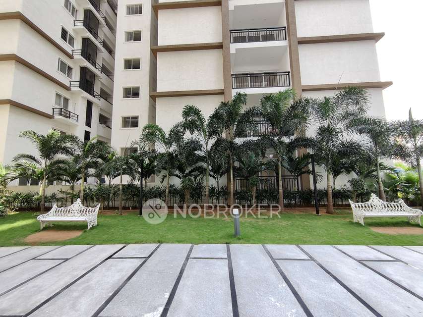 2 BHK Flat In Smr Vinay Iconia For Sale  In Kondapur