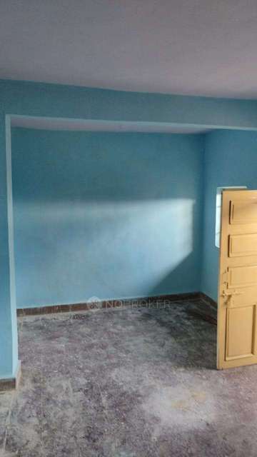 1 BHK Flat In  Cathode Gaikwad Building For Sale  In Kalyan