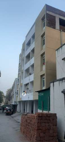 Shared Room for Male In 1 BHK  In Nanda Deep Apartment In Karve Nagar