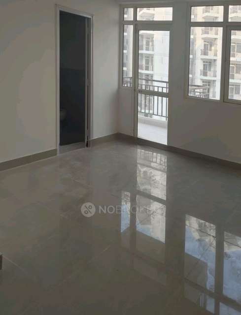 2 BHK Flat In Suncity Avenue 76 For Sale  In Suncity Avenue 76, Block -b3