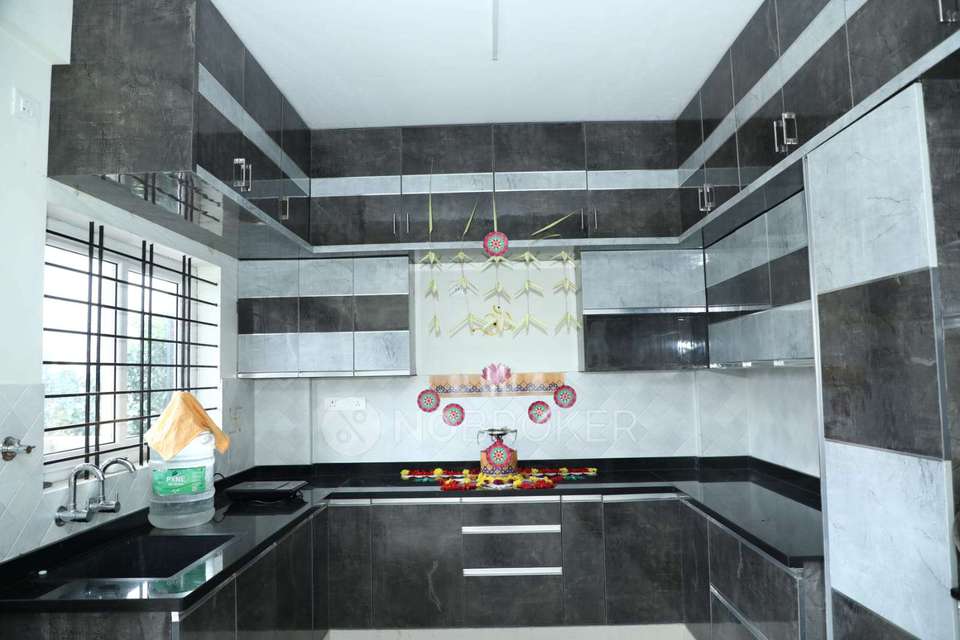 3 BHK Flat In Dwarakaa Apartment For Sale  In Doddakallasandra