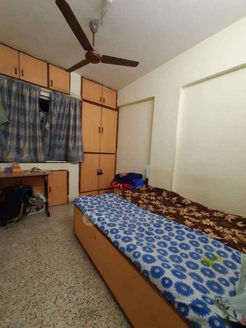 Single Room for Female In 2 BHK  In Aiswarya Apartment  In Rasta Peth