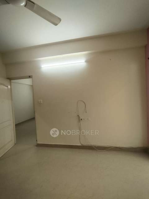 2 BHK Flat In Green View Apartment For Sale  In Electronic City