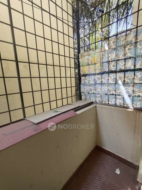 2 BHK Flat In Green View Apartment For Sale  In Electronic City