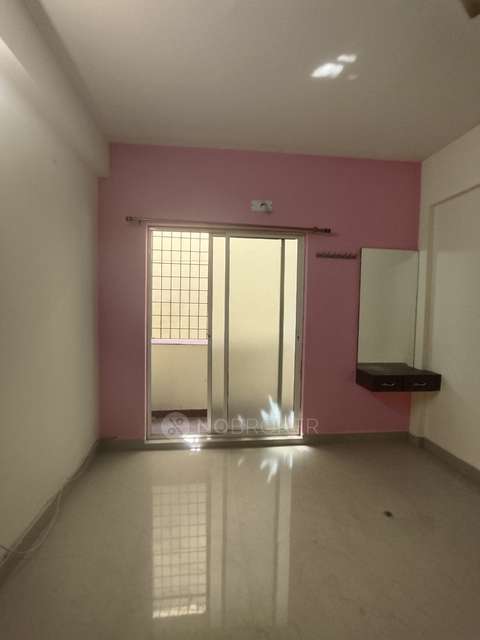 2 BHK Flat In Green View Apartment For Sale  In Electronic City