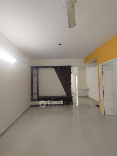 2 BHK Flat In Green View Apartment For Sale  In Electronic City