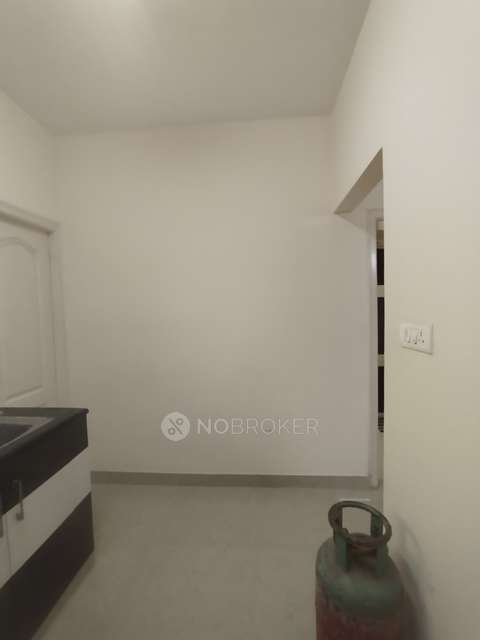 2 BHK Flat In Green View Apartment For Sale  In Electronic City