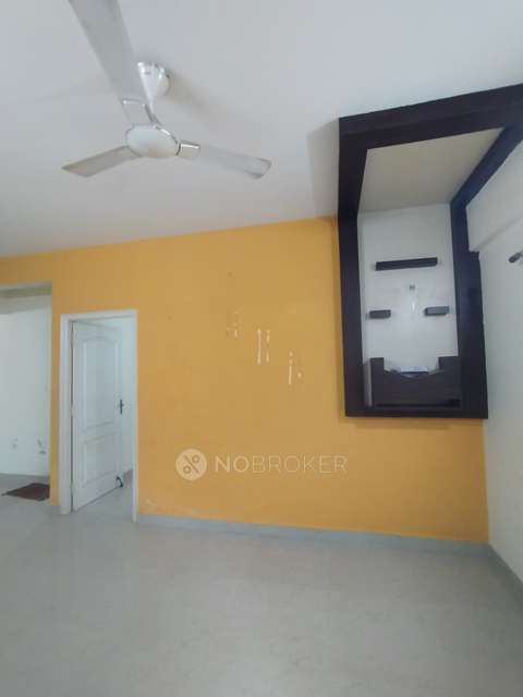 2 BHK Flat In Green View Apartment For Sale  In Electronic City