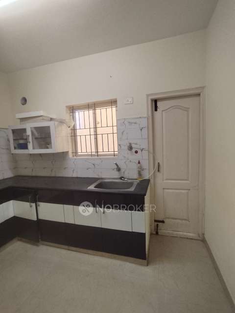 2 BHK Flat In Green View Apartment For Sale  In Electronic City