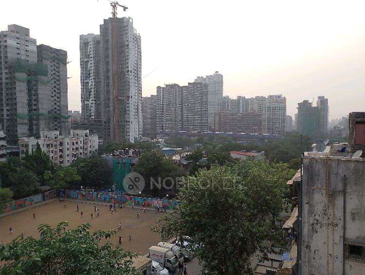 1 BHK Flat In Mauli Chhaya Chs For Sale  In Malad East