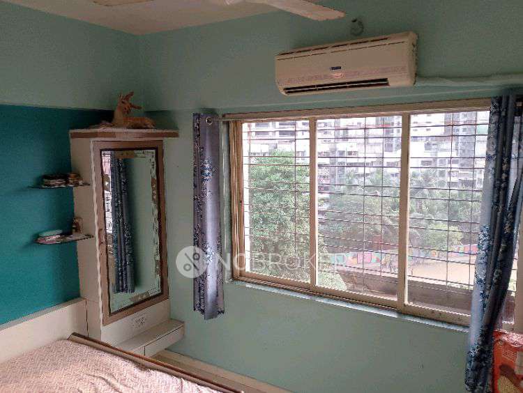 1 BHK Flat In Mauli Chhaya Chs For Sale  In Malad East