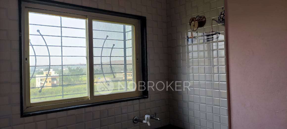 1 RK Flat for Rent  In Thakur Vasti