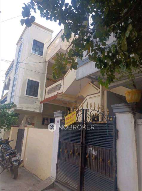 4+ BHK Flat For Sale  In Champapet