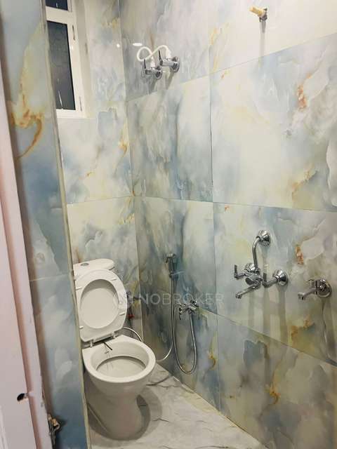 1 BHK Flat In Urmi  2 For Sale  In Urmi 2, Plot 1043 Urmi 2, Kala Pathar Rd, Niti Khand I, Indirapuram, Ghaziabad, Uttar Pradesh 201014, India