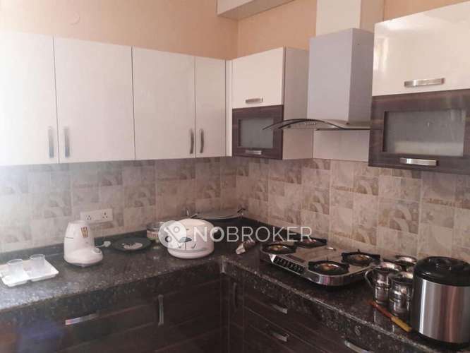 PG for Boys in Sector 42