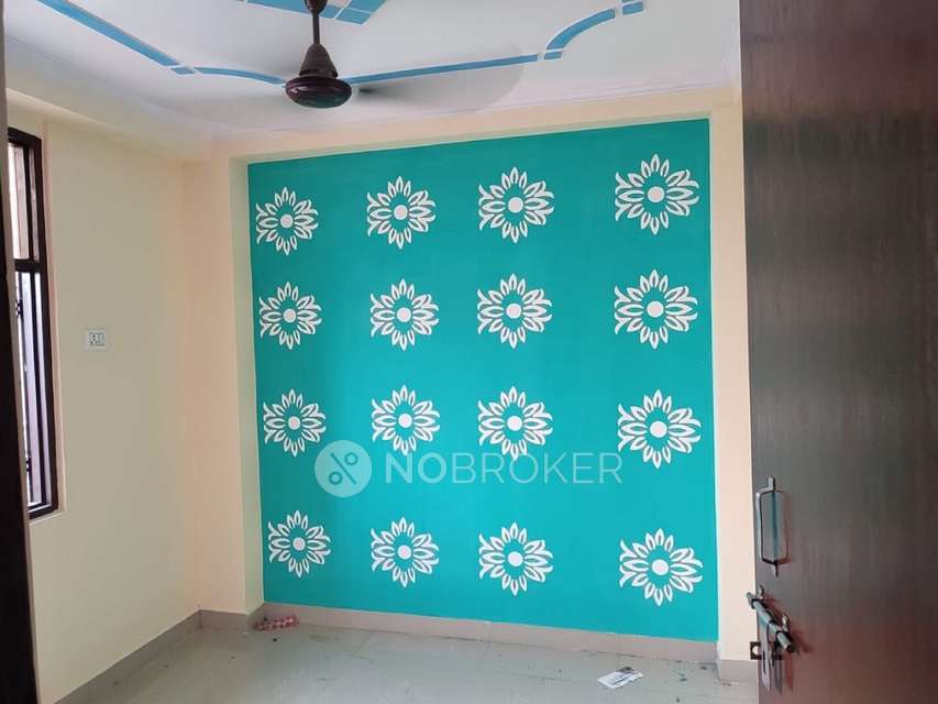 3 BHK Flat In Javeed Apartment For Sale  In  Badarpur