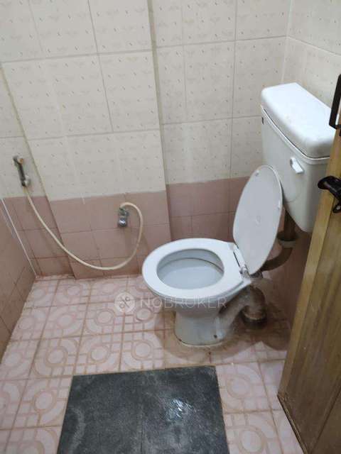 PG for Girls in Kumaraswamy Layout