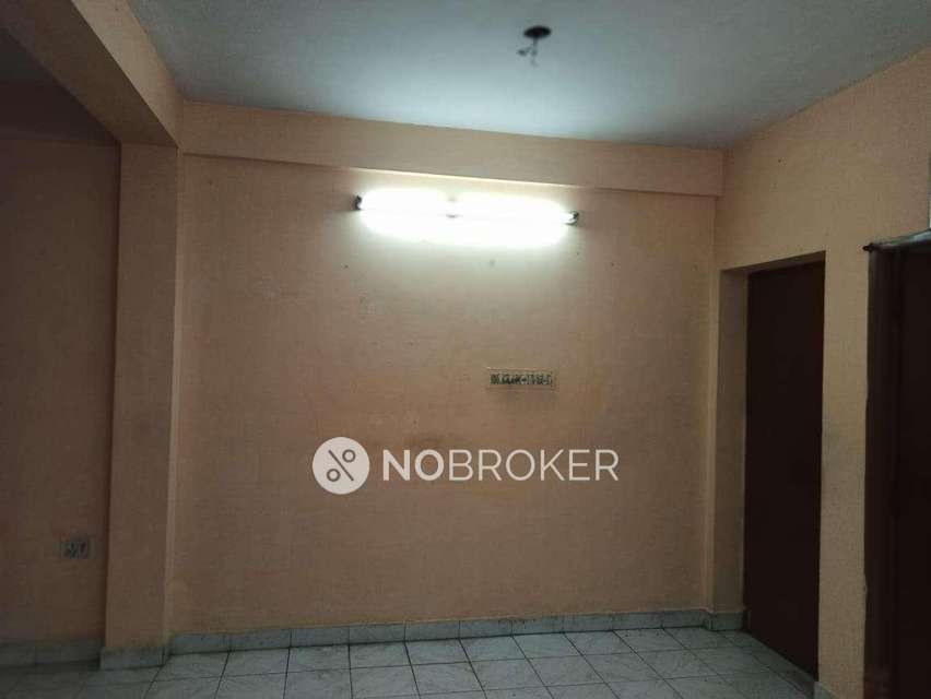 2 BHK Flat In Villa Roayl Apartment  For Sale  In Ambattur