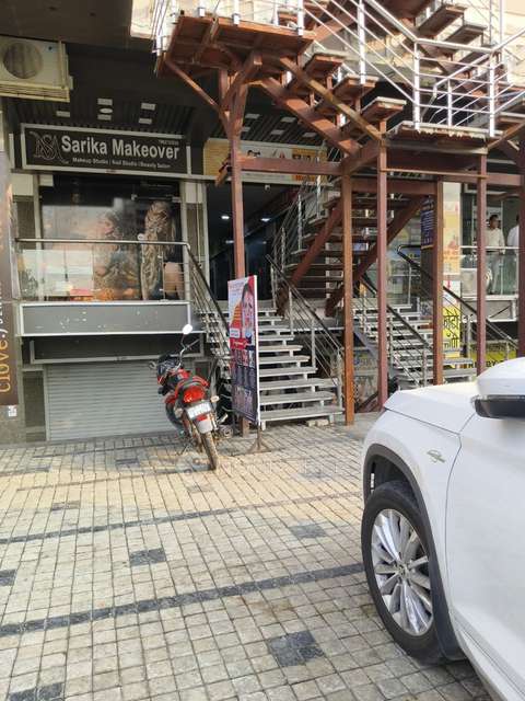 Shop in Pratap Vihar, Ghaziabad for sale 