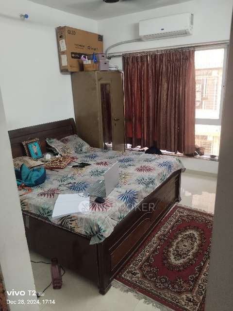 2 BHK Flat In Unique Tower For Sale  In Vikhroli