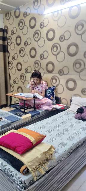 PG for Girls in Shalimar Bagh