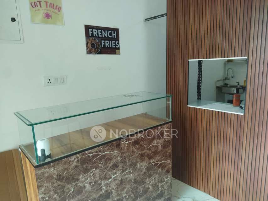 Shop in Suncity Avenue 76, Gurgaon for Rent 