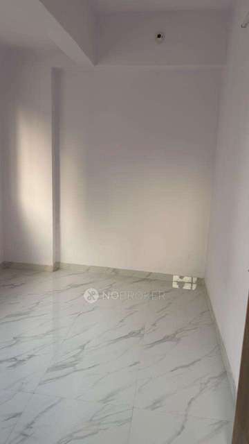 2 BHK Flat In Shah  For Sale  In Andheri West