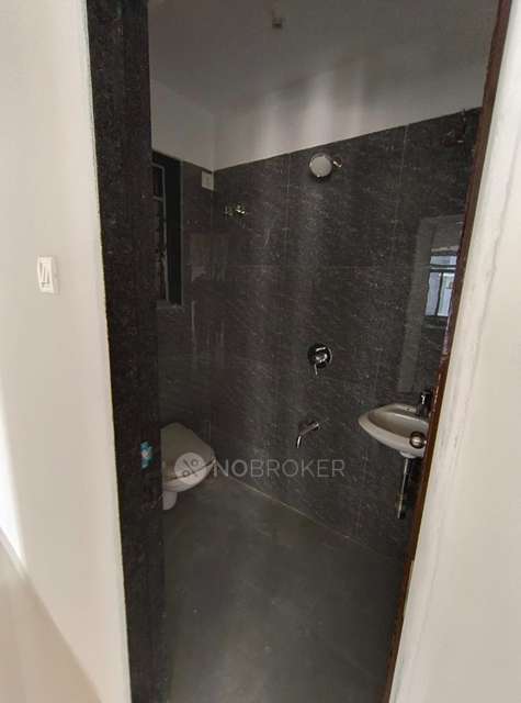 1 BHK Flat In Vinayak Heights For Sale  In Ghatkopar East