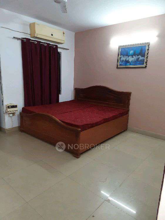 1 RK Flat In Aashirwad Kunj for Rent In 1415, Kali Nagar, Mahavir Enclave I, Vijay Enclave, South, New Delhi, Delhi, 110045, India